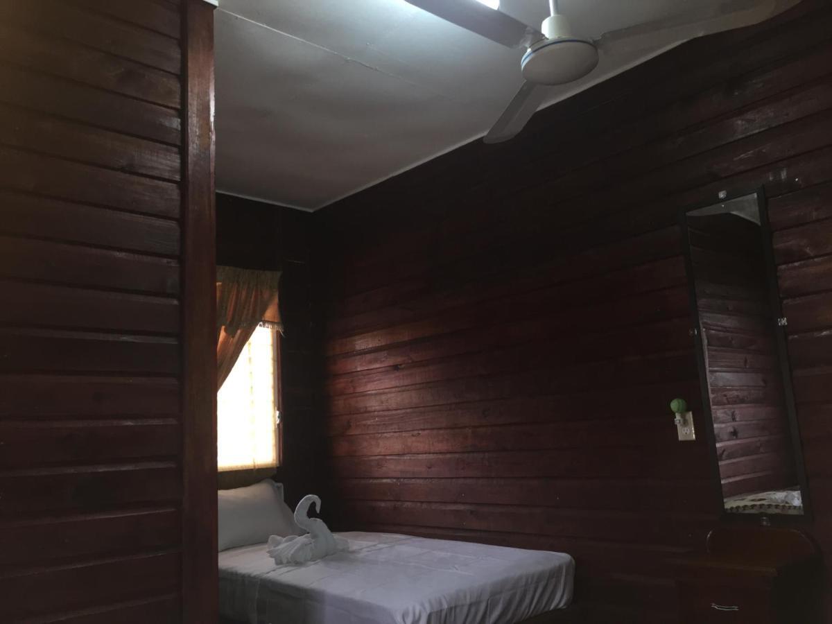 Matus Guest House San Ignacio Exteriör bild